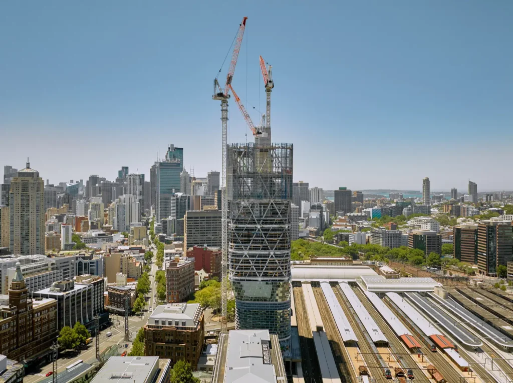 Rascacielos híbrido de madera Atlassian Central en construcción en Sídney, futuro edificio de madera más alto del mundo con 183 metros